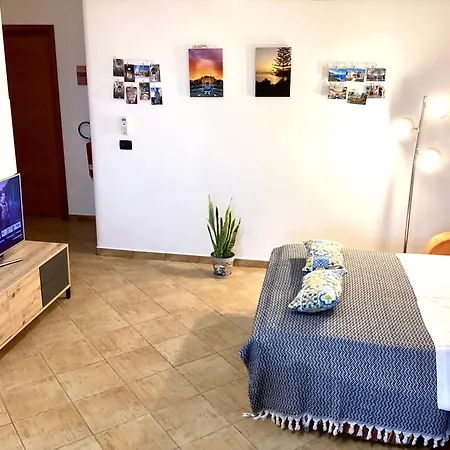 Iusu - House With Terrace Near The Sea * Casteldaccia