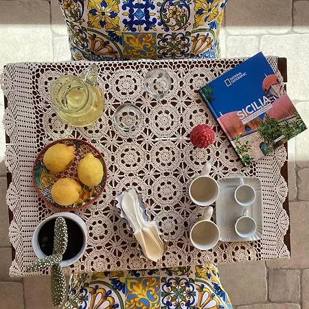 Nyaraló Casa Iusu - With Patio Near The Sea And Palermo *